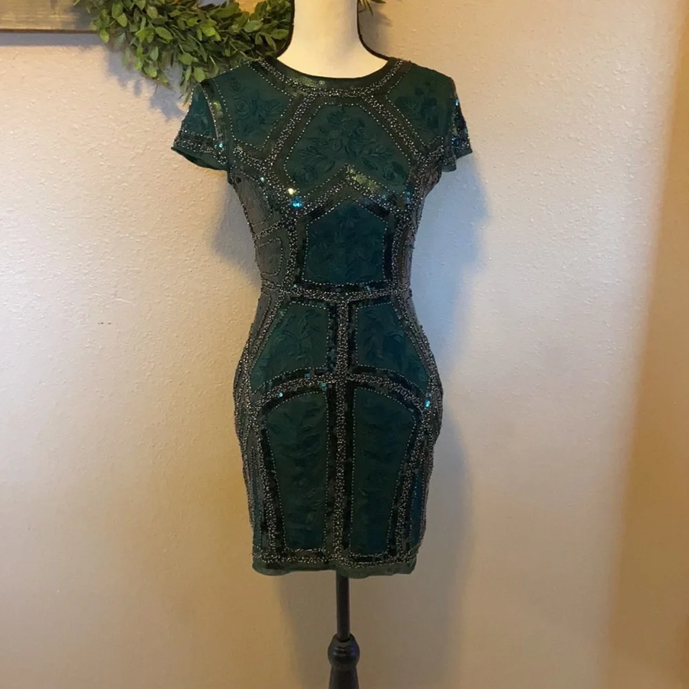 Lulu's Emerald Sequin Mini Dress - Picture 10 of 15